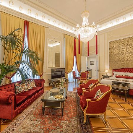 Palazzo Monga Boutique Guesthouse Verona Exterior photo