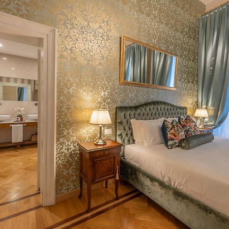 Palazzo Monga Boutique Guesthouse Verona Exterior photo