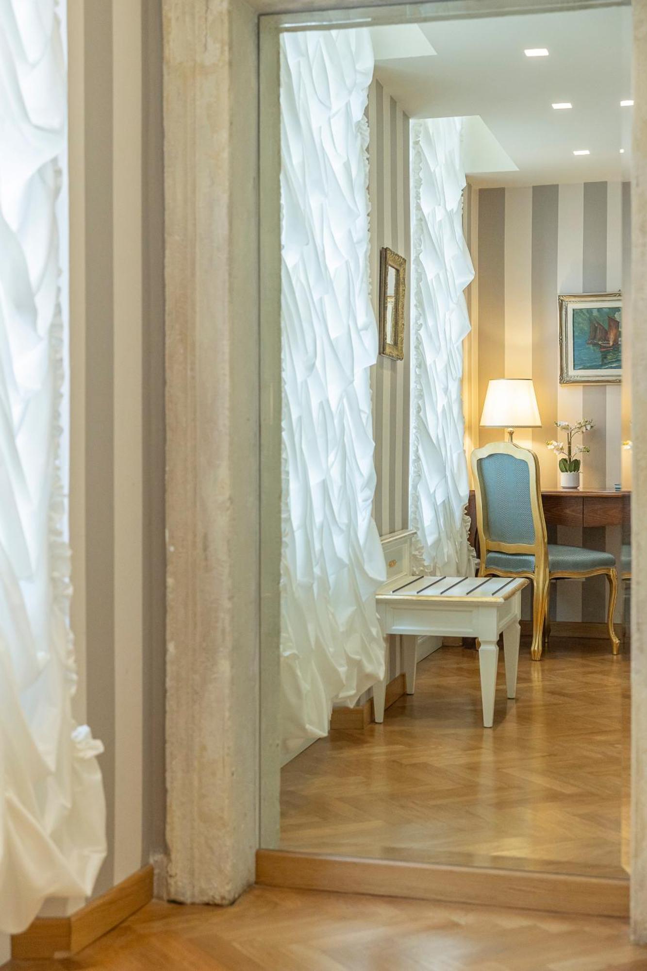 Palazzo Monga Boutique Guesthouse Verona Exterior photo